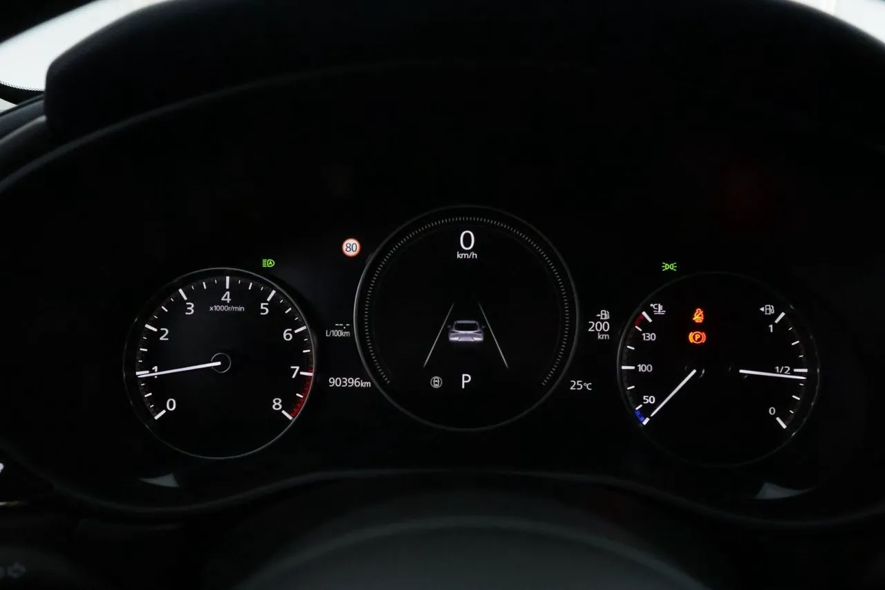 Vehicle image 20