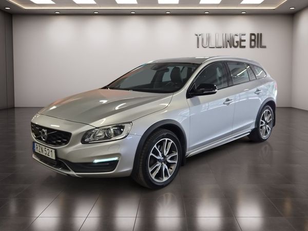 Volvo V60 Cross Country D4 AWD Aut Classic Pro Summum Läder Navi Drag B-Kamera - 2018