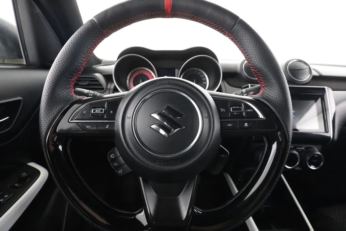 Vehicle image 18