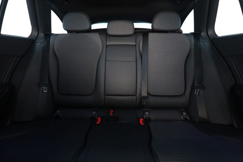 Mercedes C300 bild 16