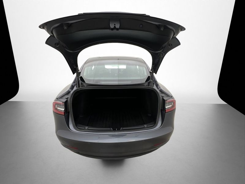 Tesla Model 3 bild 26