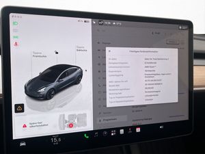 Tesla Model 3 bild 22