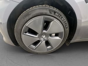 Tesla Model 3 bild 27