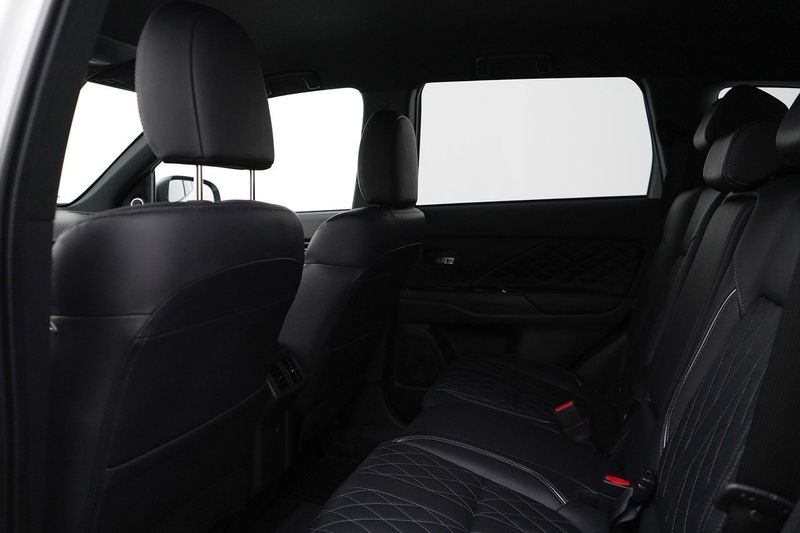 Mitsubishi Outlander bild 8