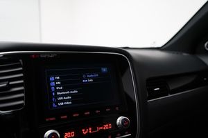 Mitsubishi Outlander bild 15