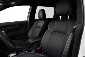 Mitsubishi Outlander bild 7