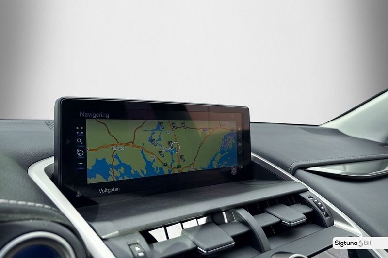 Lexus NX bild 22