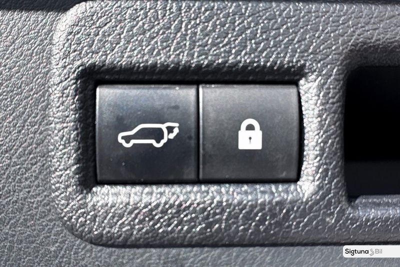 Lexus NX bild 10