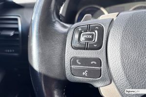 Lexus NX bild 14