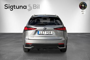 Lexus NX bild 6