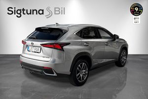 Lexus NX bild 5