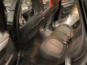 BMW 218 bild 14