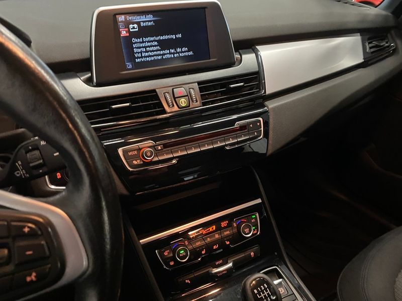 BMW 218 bild 21