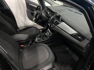 BMW 218 bild 16