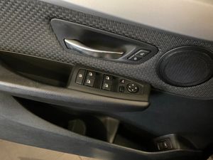 BMW 218 bild 23