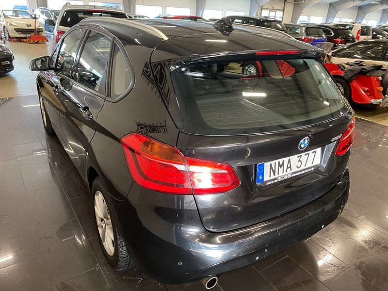 BMW 218 bild 8