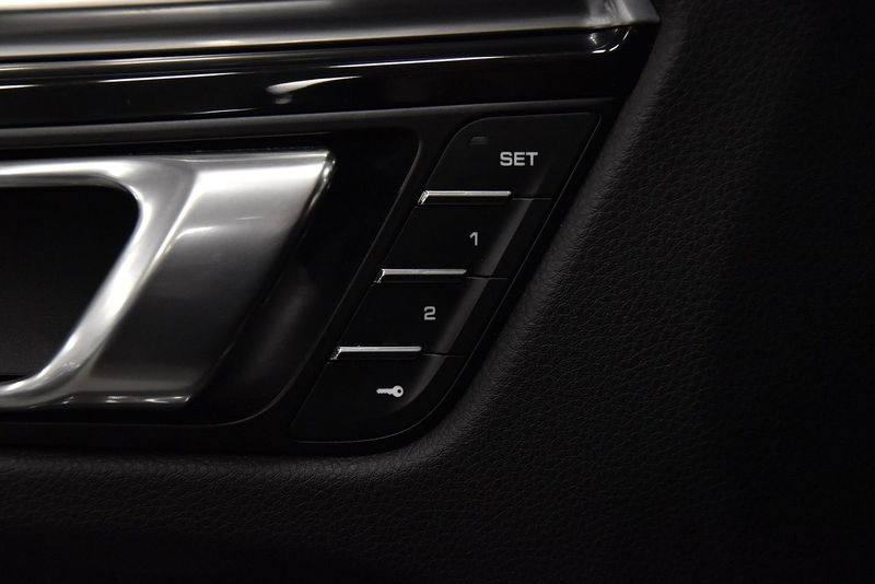 Porsche Macan bild 15