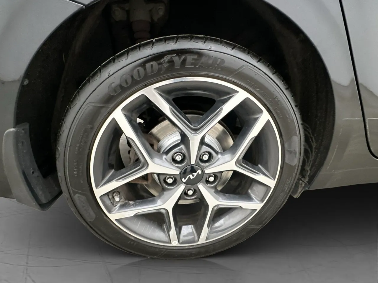 Vehicle image 36