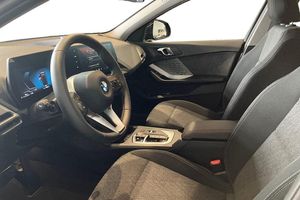 BMW 120 bild 12