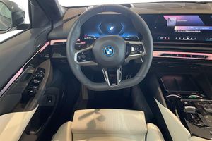 BMW 530 bild 9