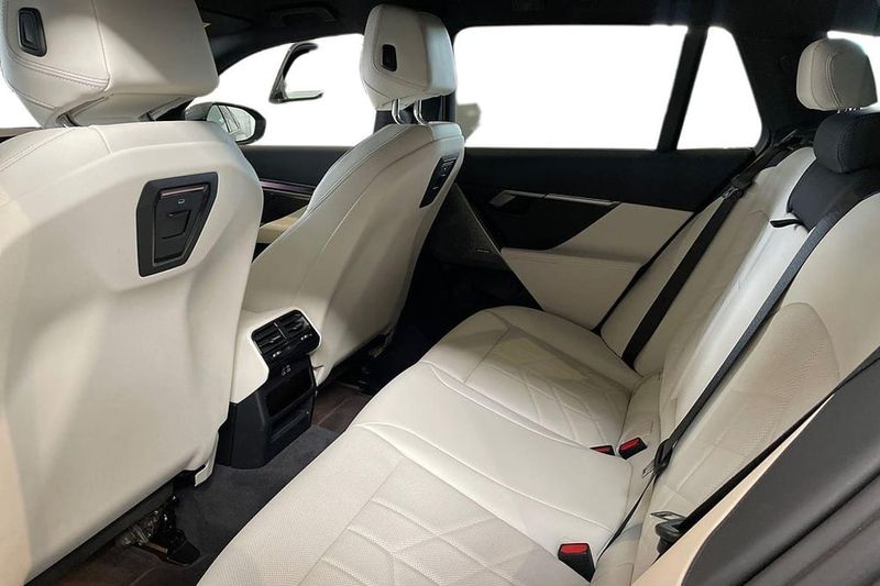 BMW 530 bild 11