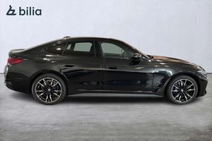 BMW i4 bild 16