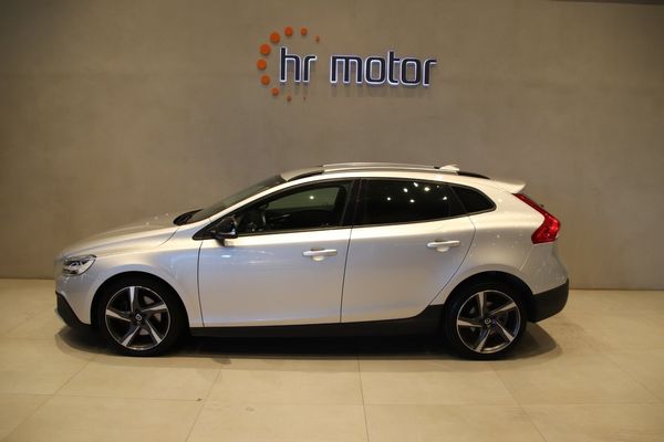 Volvo V40 Cross Country D3 Business Advanced/SoV/2 års garanti - 2018