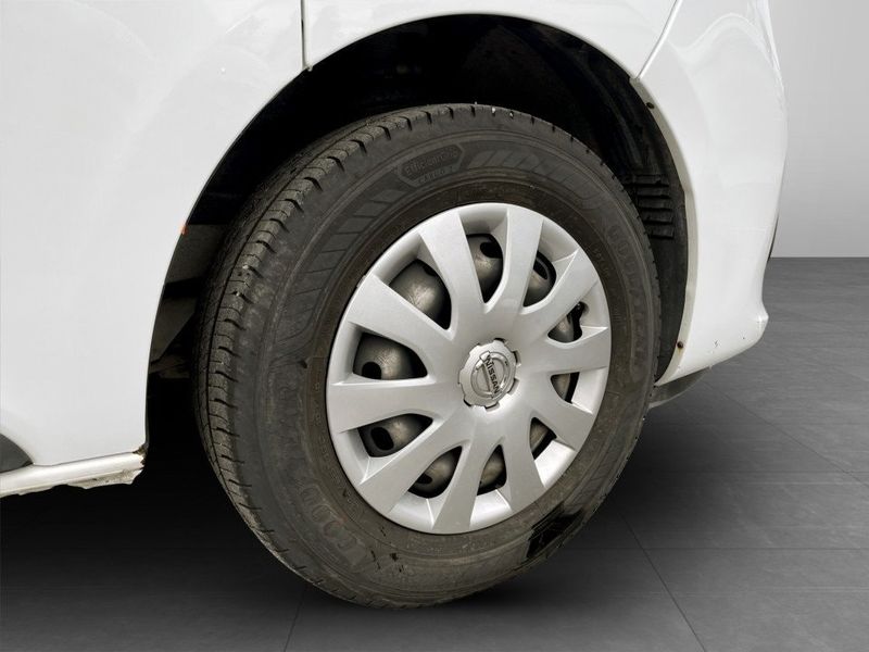 Nissan NV300 bild 7