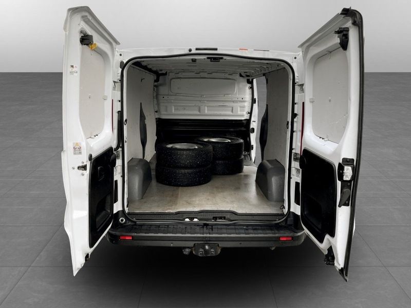 Nissan NV300 bild 21