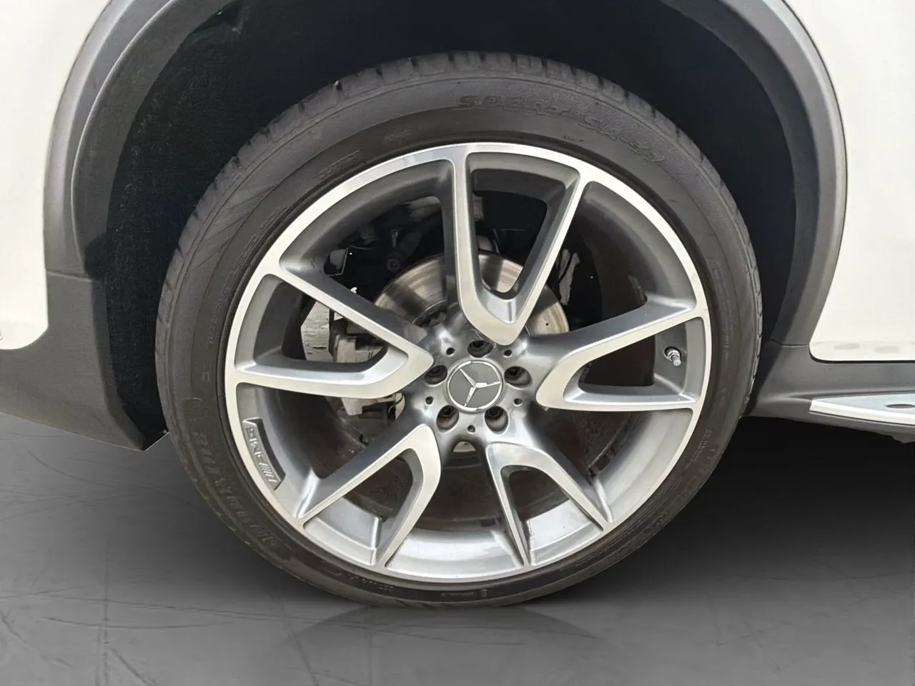 Vehicle image 36