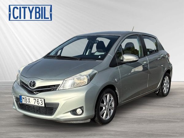 Toyota Yaris 5D 1.33 99hk Dual VVT-i Active Motorvärmare - 2012
