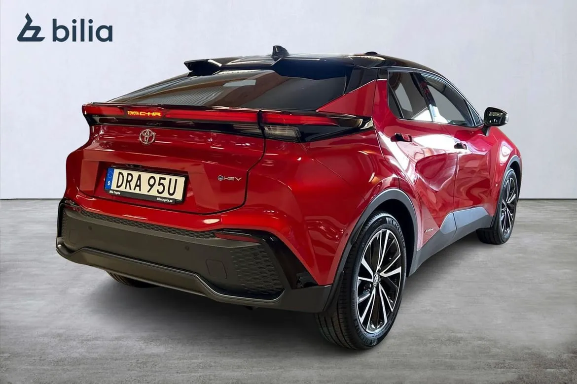 Vehicle image 18