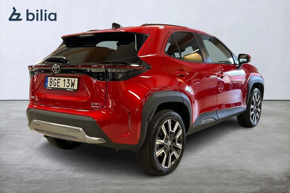 Vehicle image 18