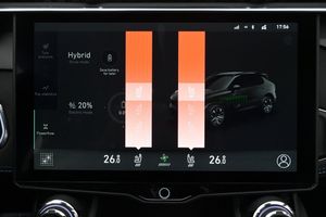Lynk & Co 01 bild 15