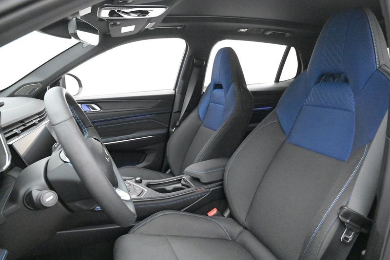 Lynk & Co 01 bild 9