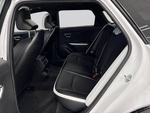 Kia K4 bild 9