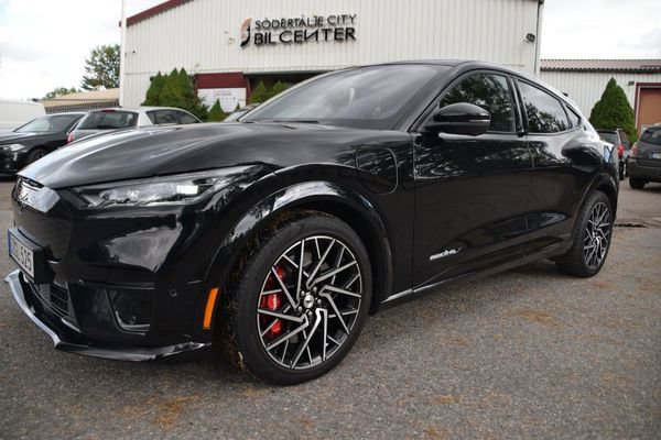 Ford Mustang Mach-E GT Panorama AWD 487HK 360 KAMERA - 2022