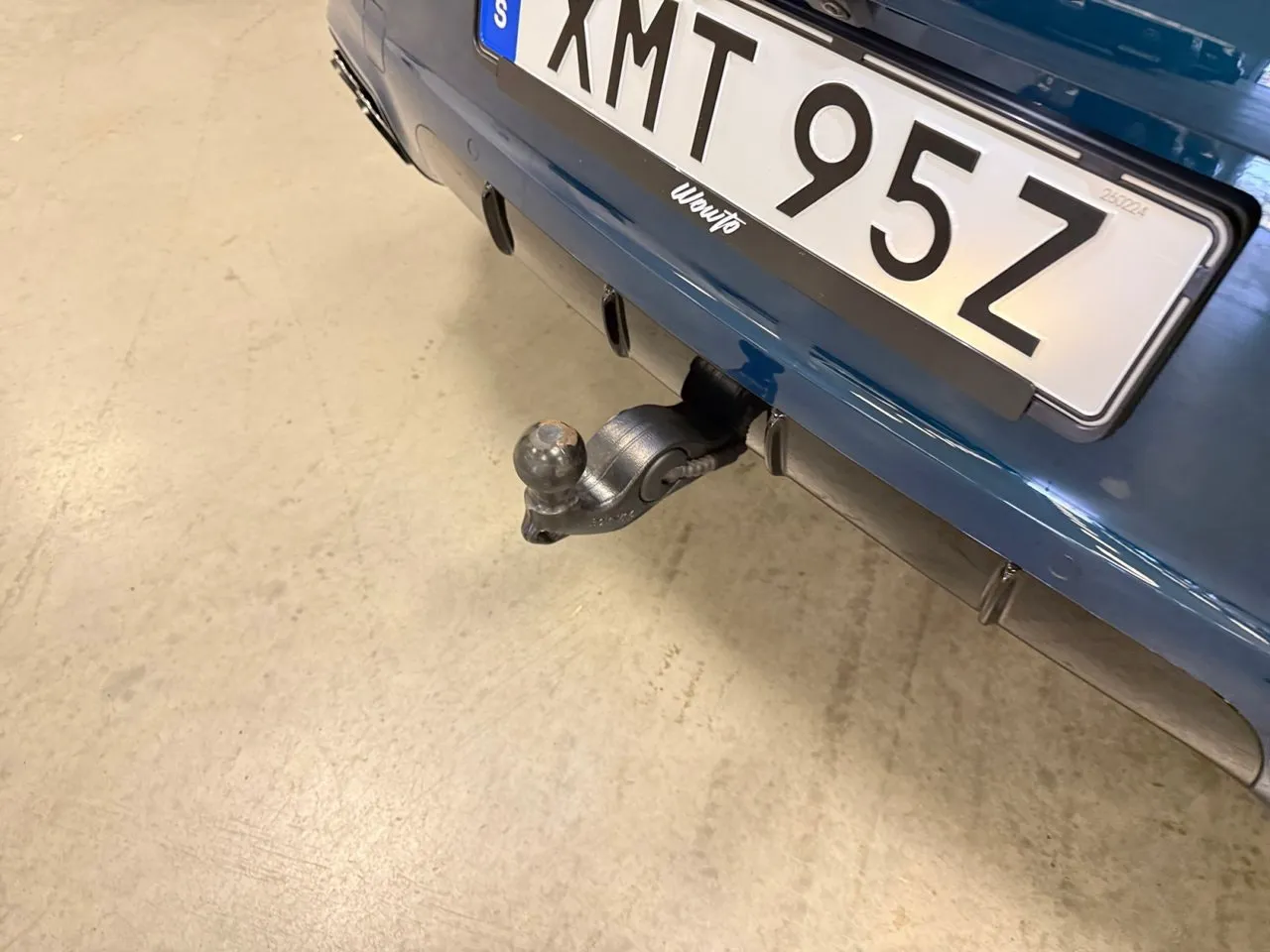 Vehicle image 22