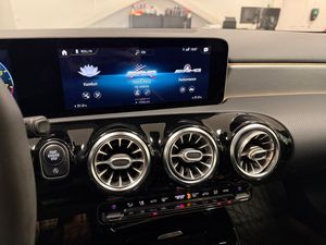 Mercedes A45 AMG bild 16