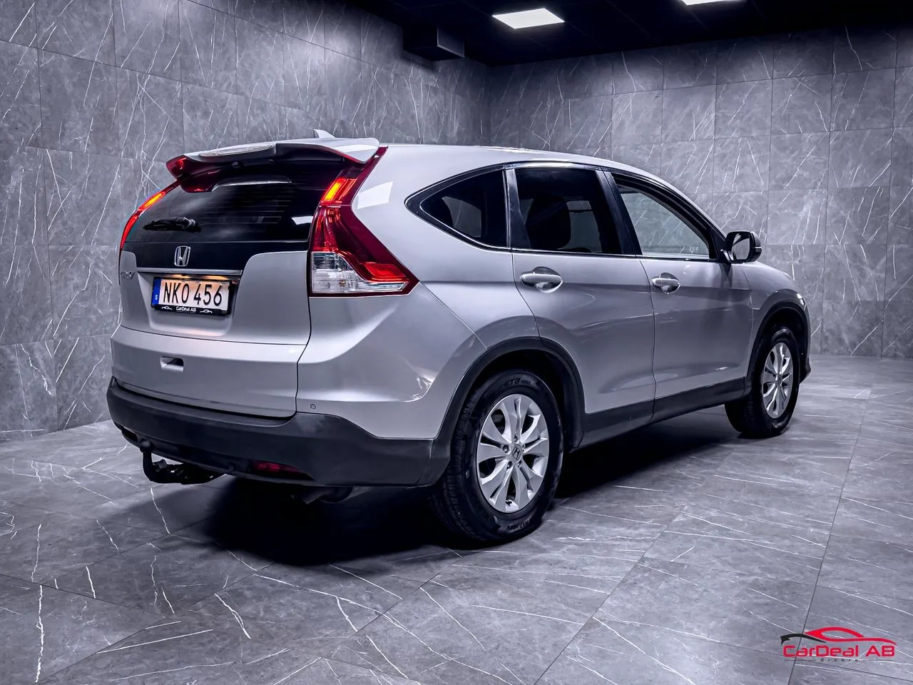 Vehicle image 6