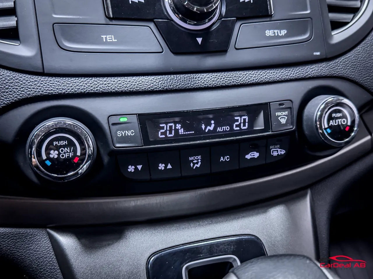 Vehicle image 25