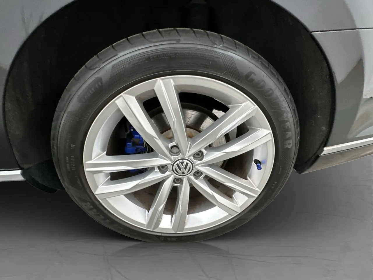 Vehicle image 31