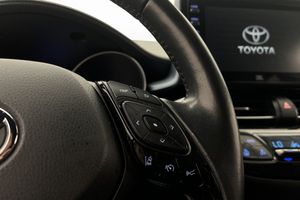 Toyota C-HR bild 15