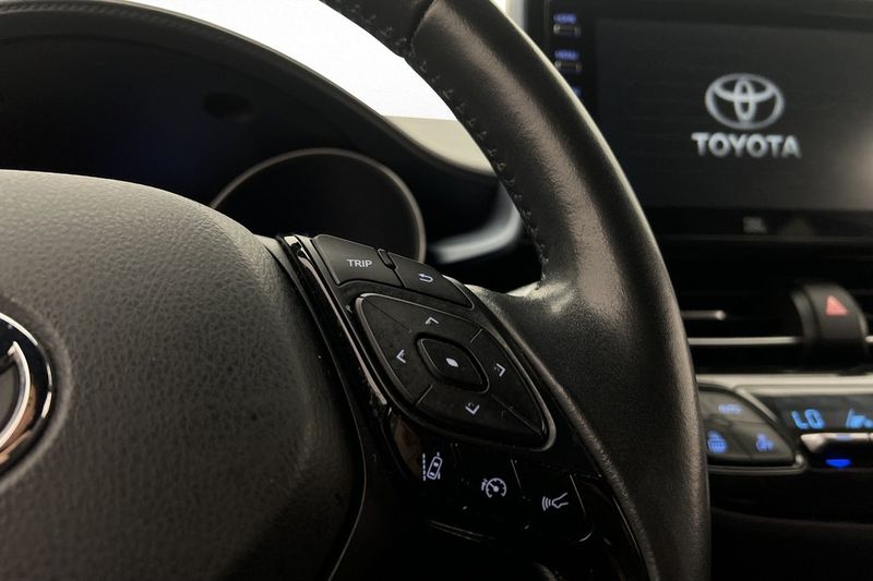 Toyota C-HR bild 15