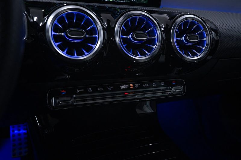 Mercedes CLA200 bild 20