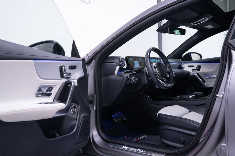 Mercedes CLA200 bild 7