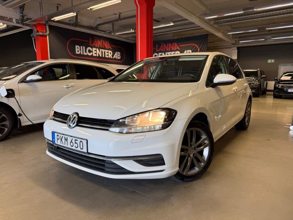Volkswagen Golf 1.0 TSI Ny servad M-värmare Carplay Euro 6 Ny bes SoV - 2017