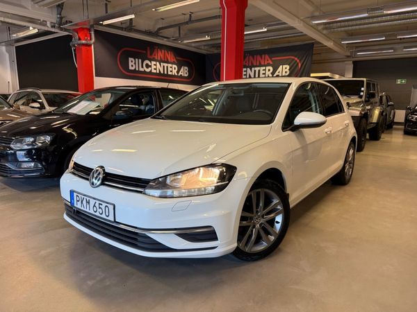 Volkswagen Golf 1.0 TSI Ny servad M-värmare Carplay Euro 6 Ny bes SoV - 2017