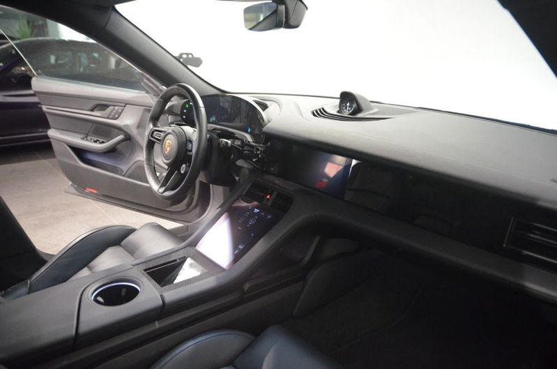 Porsche Taycan bild 14