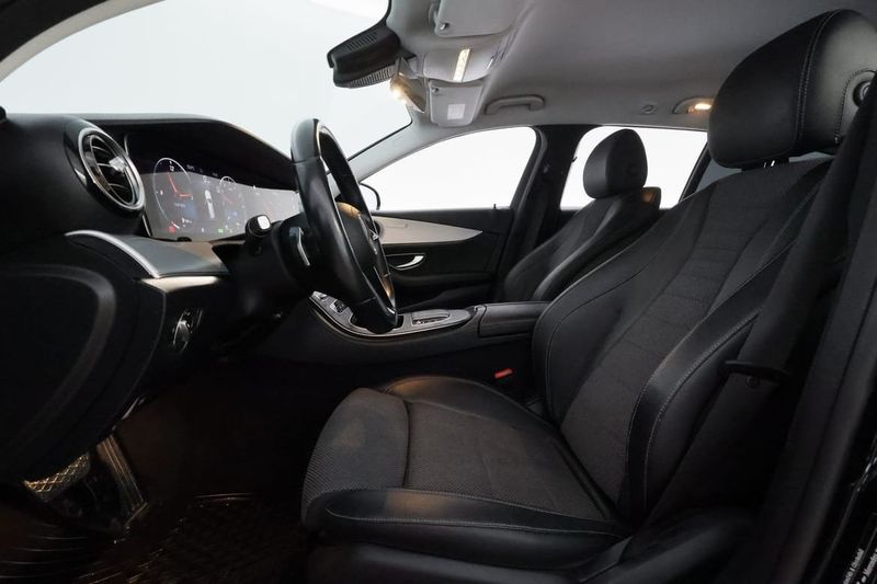 Mercedes E300 bild 11